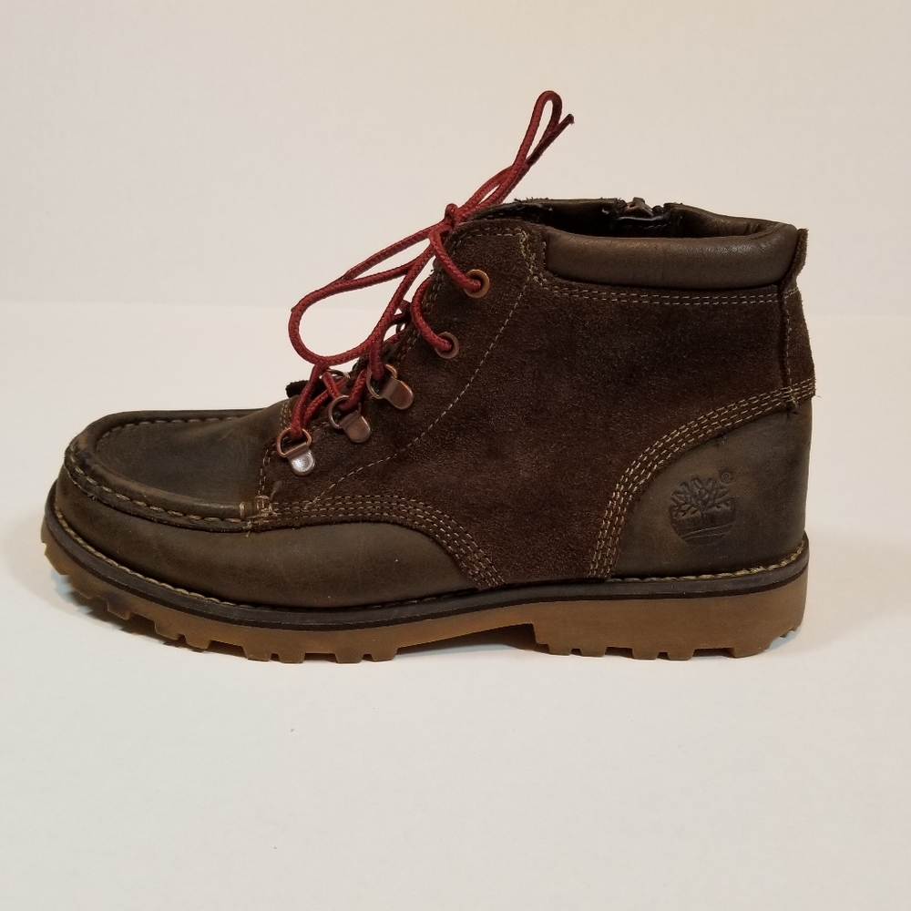 Timberland Brown Kids Boots with Red Laces
